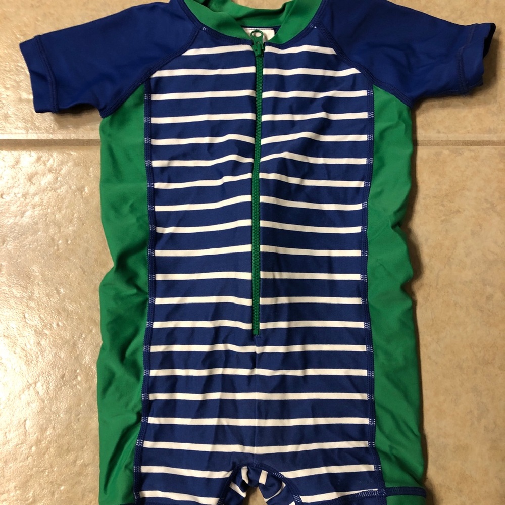 Hanna Andersson Boys Swimsuit Rashguard, size 75